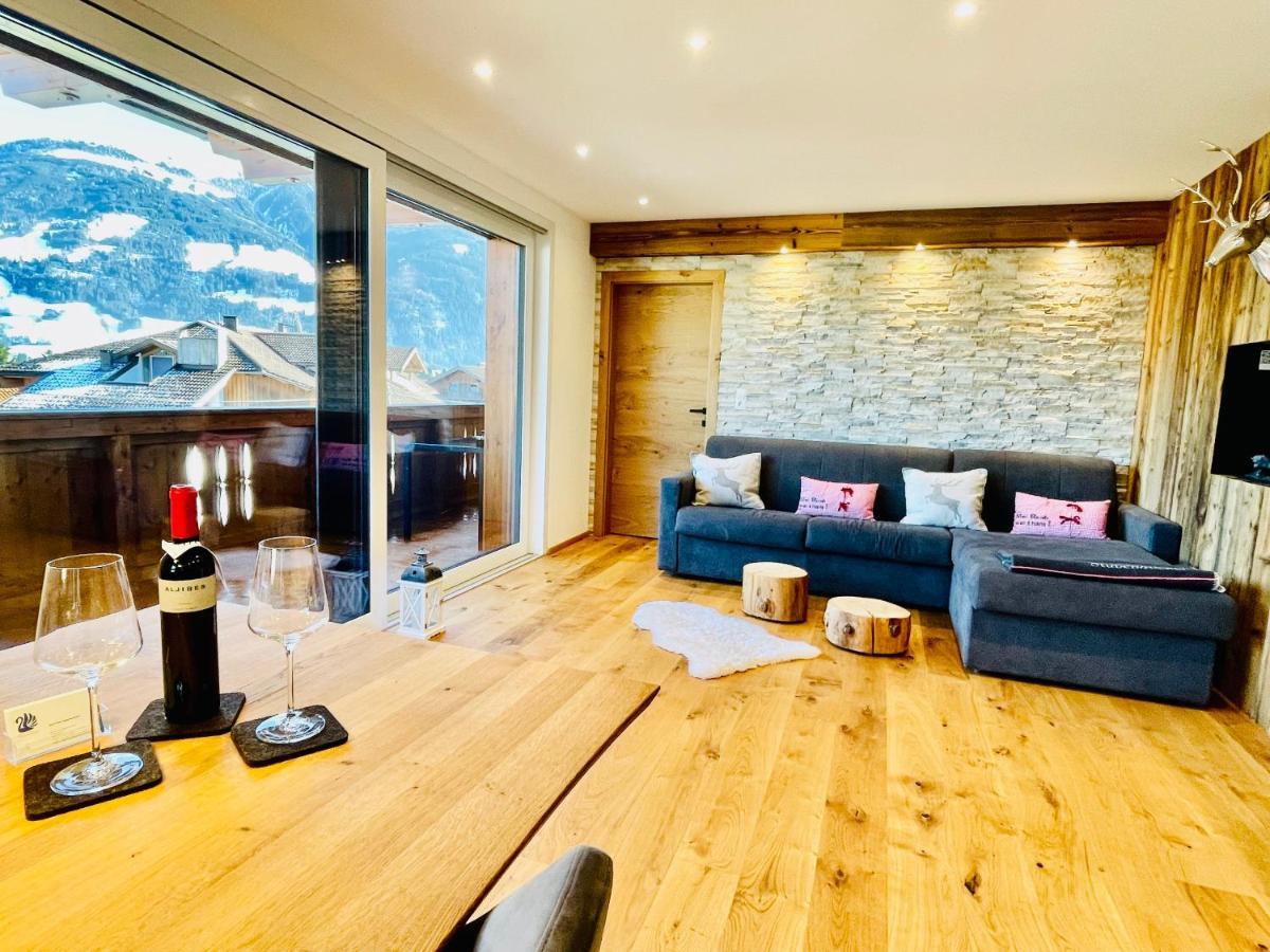 Royal Swan Appartement, Tirol Fuegen Exterior photo